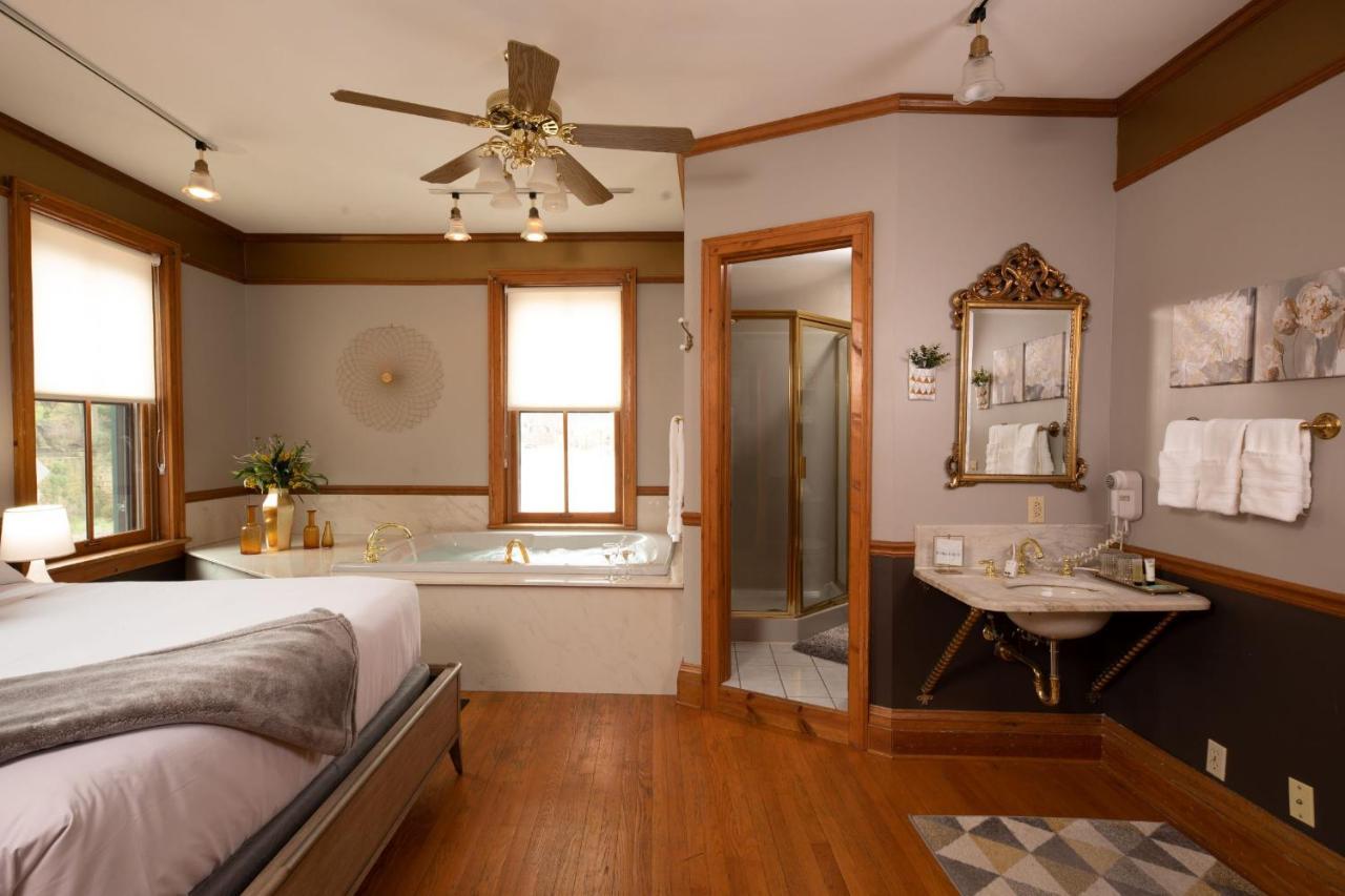 Riverboat Suites 加利纳 外观 照片