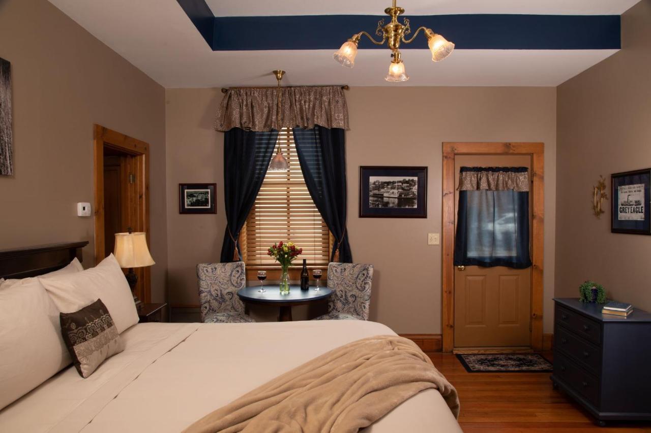 Riverboat Suites 加利纳 外观 照片