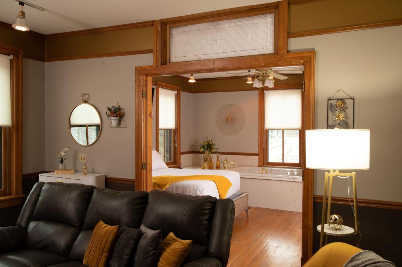 Riverboat Suites 加利纳 外观 照片