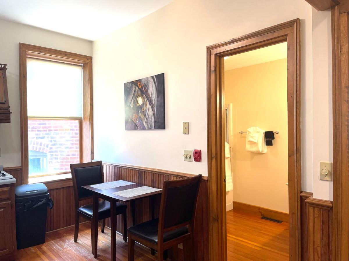 Riverboat Suites 加利纳 外观 照片